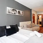 Hotel Delta